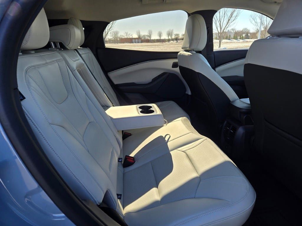 Certified 2025 Ford Mustang Mach-E Premium image 11