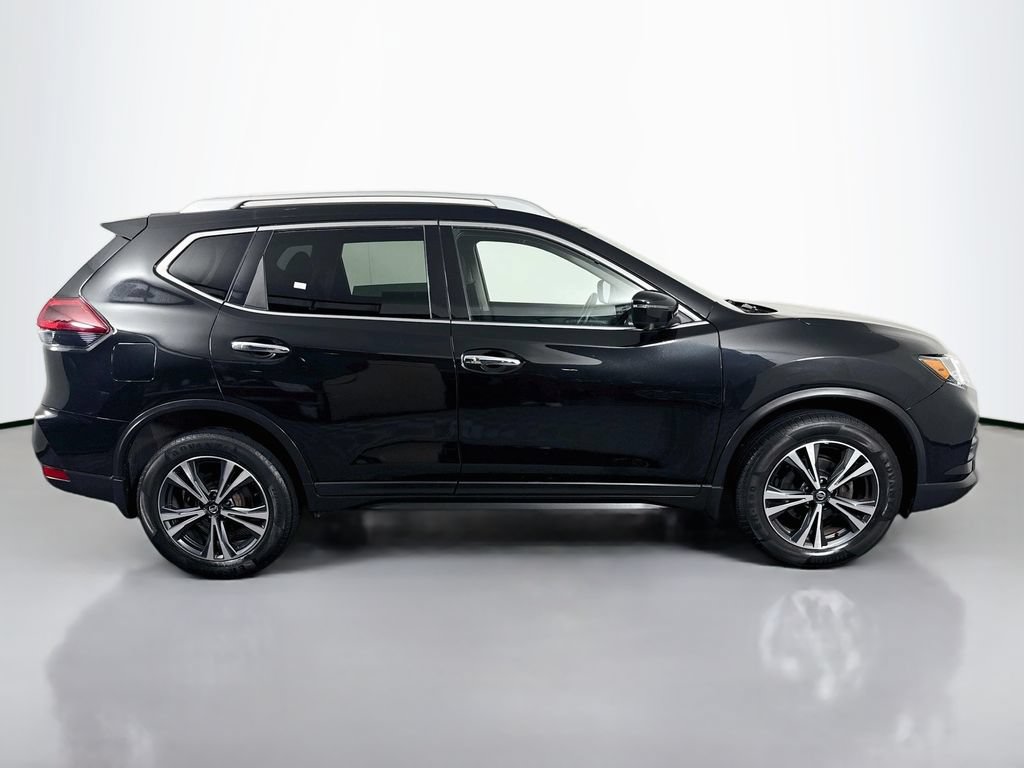 Used 2020 Nissan Rogue SV w/ Premium Package AWD/4WD image 4