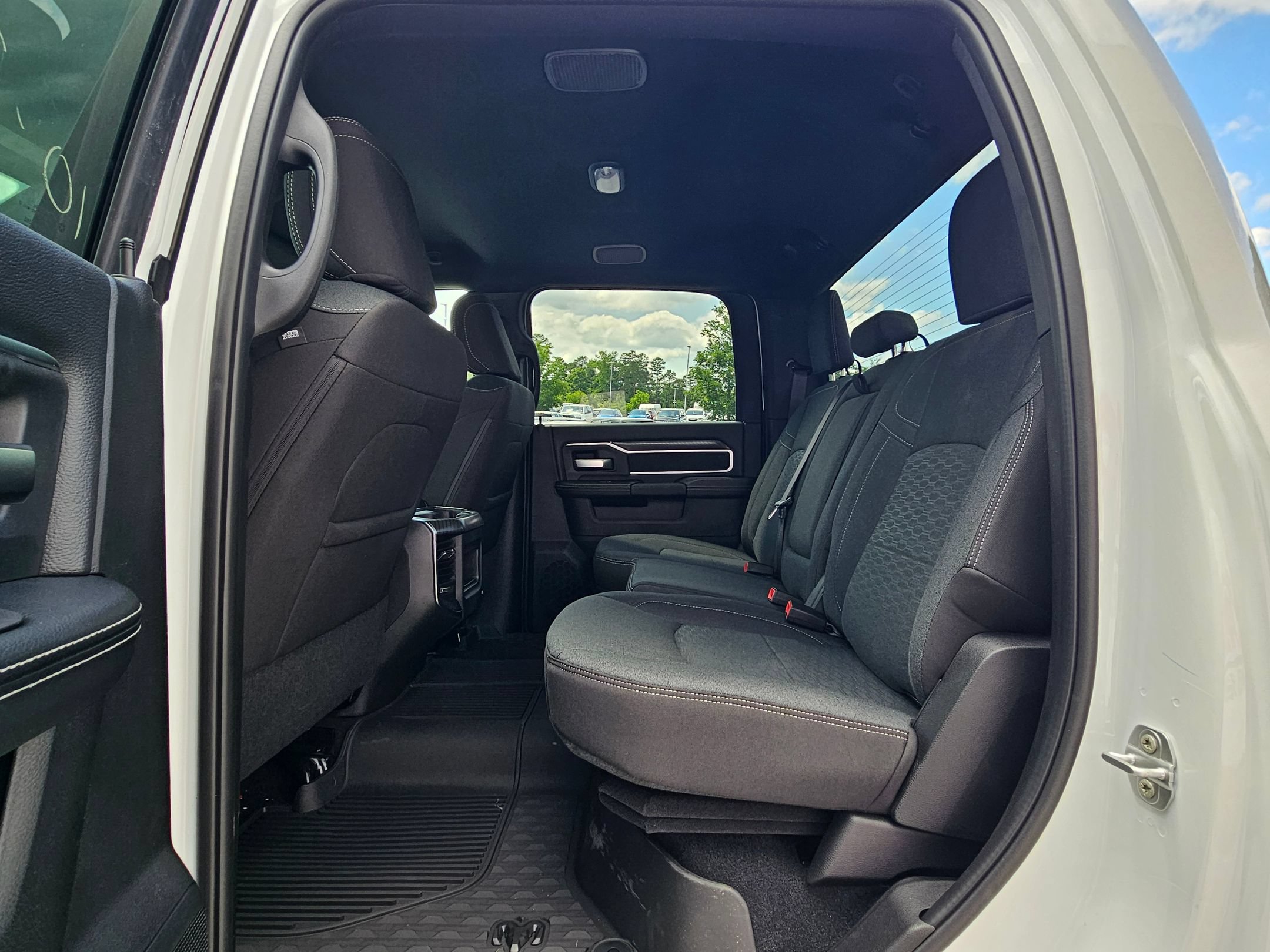 New 2026 RAM 2500 Big Horn AWD/4WD image 23