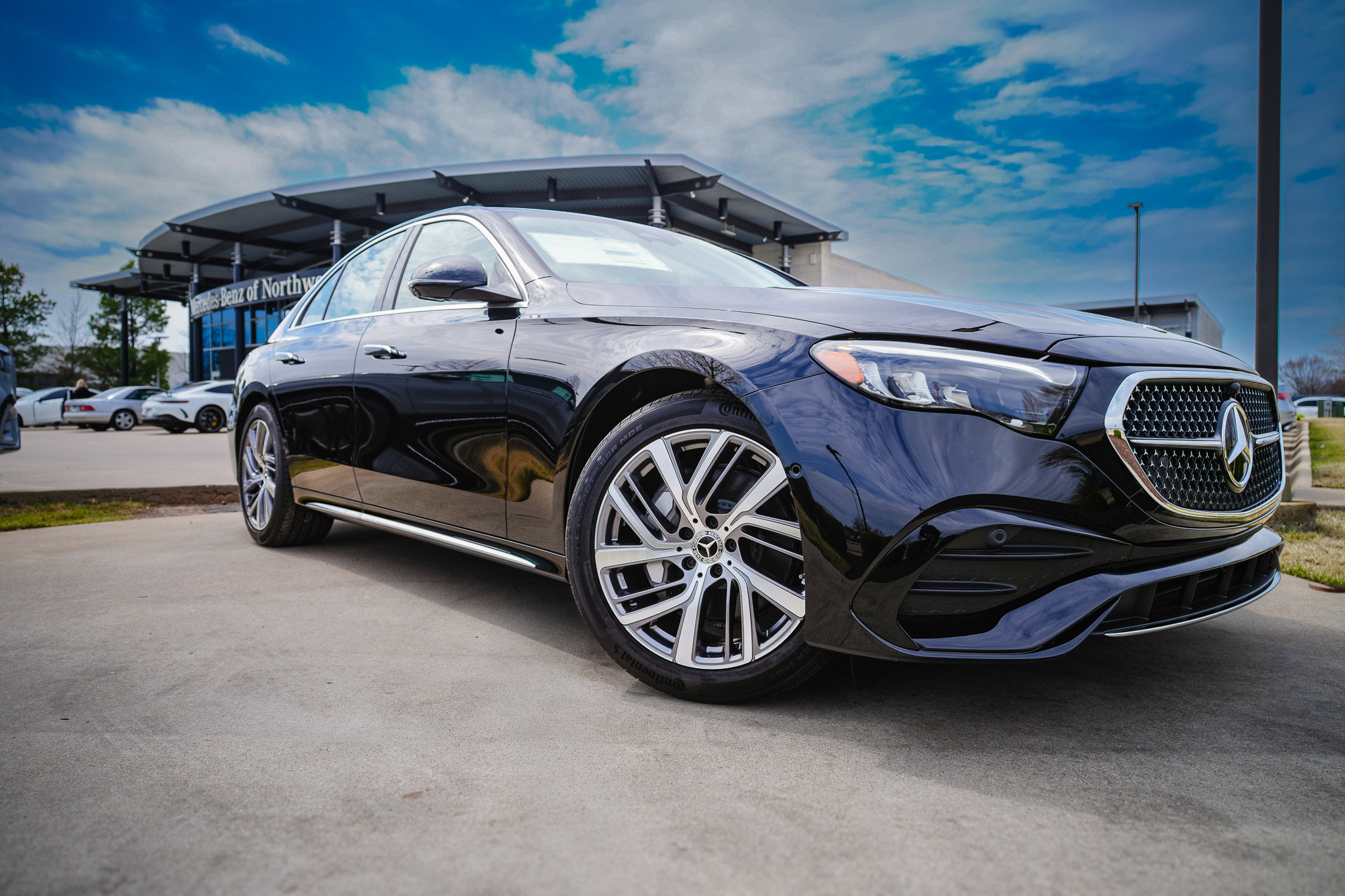 New 2026 Mercedes-Benz E 350 4MATIC Sedan image 1