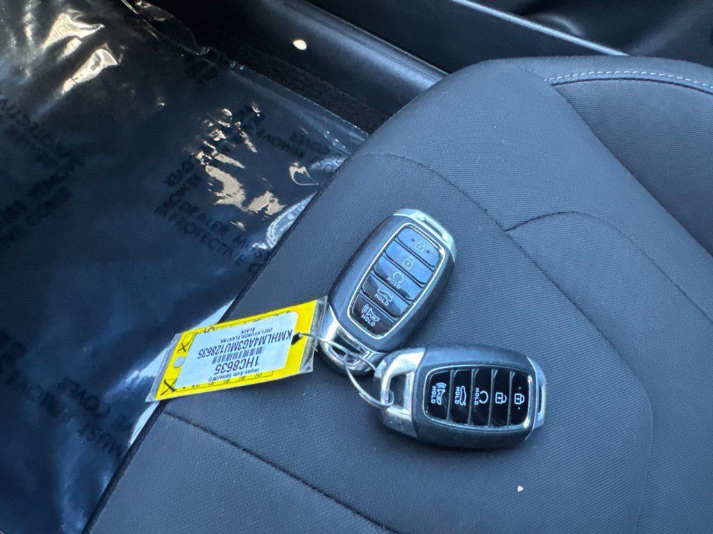 Used 2021 Hyundai Elantra SEL FWD image 25