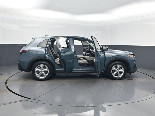 Used 2024 Honda HR-V LX image 37