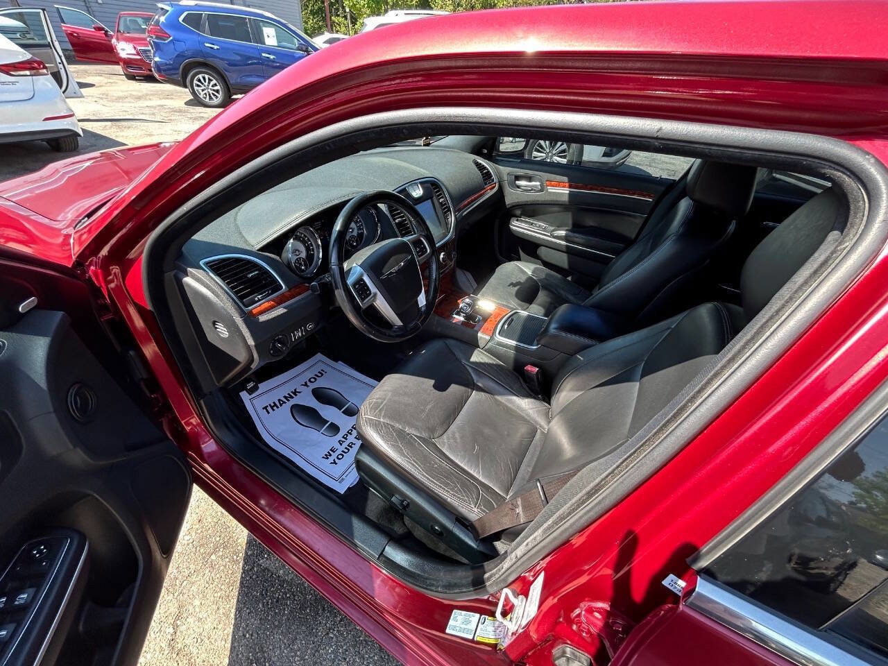 Used 2012 Chrysler 300 Limited RWD image 6