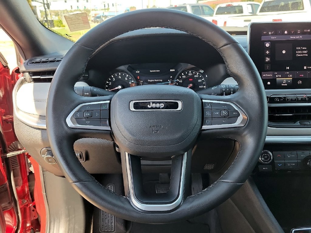 Used 2025 Jeep Compass Limited AWD/4WD image 21
