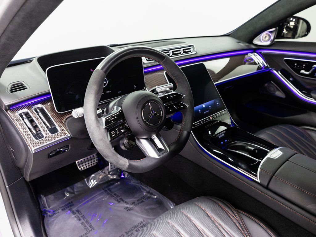 Used 2024 Mercedes-Benz S 63 AMG S w/ Rear Seat Package image 9