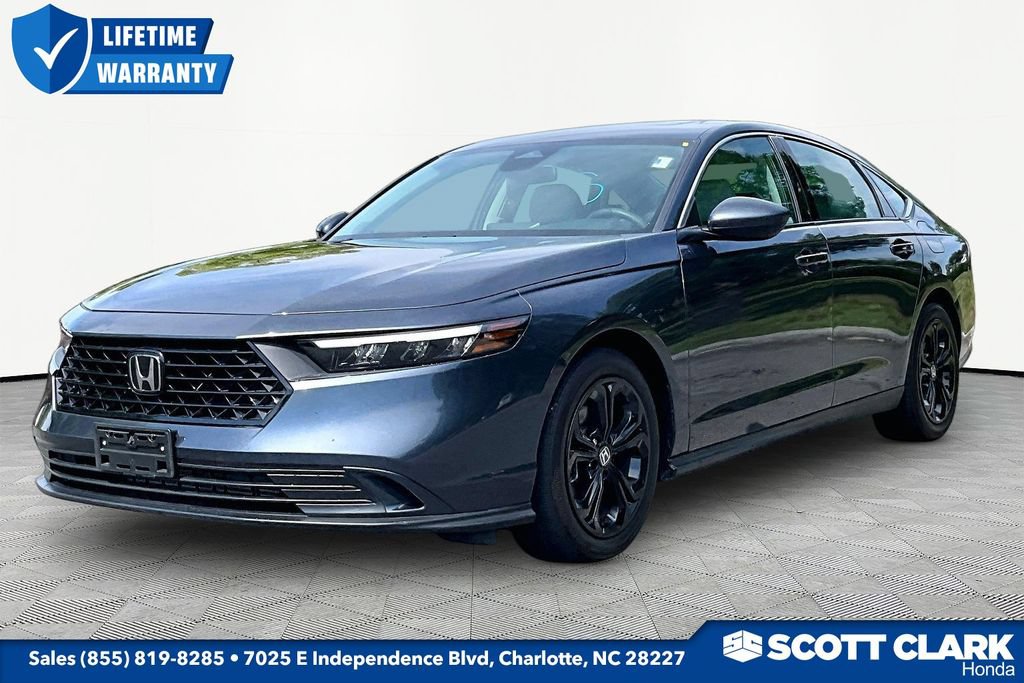 Used 2023 Honda Accord EX image 3
