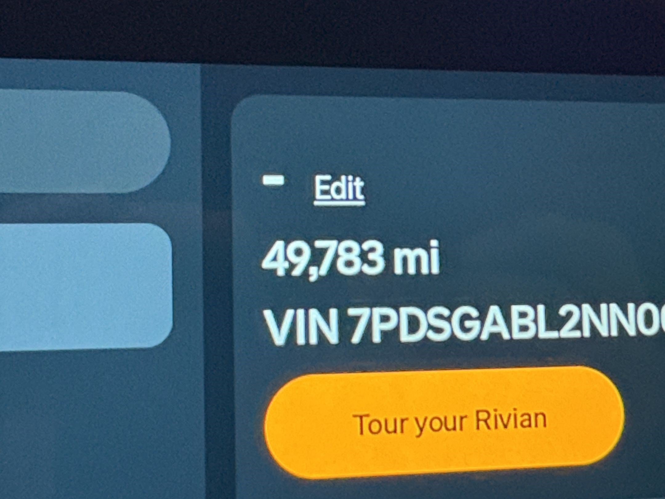 Used 2022 Rivian R1S Launch Edition Quad AWD/4WD image 28