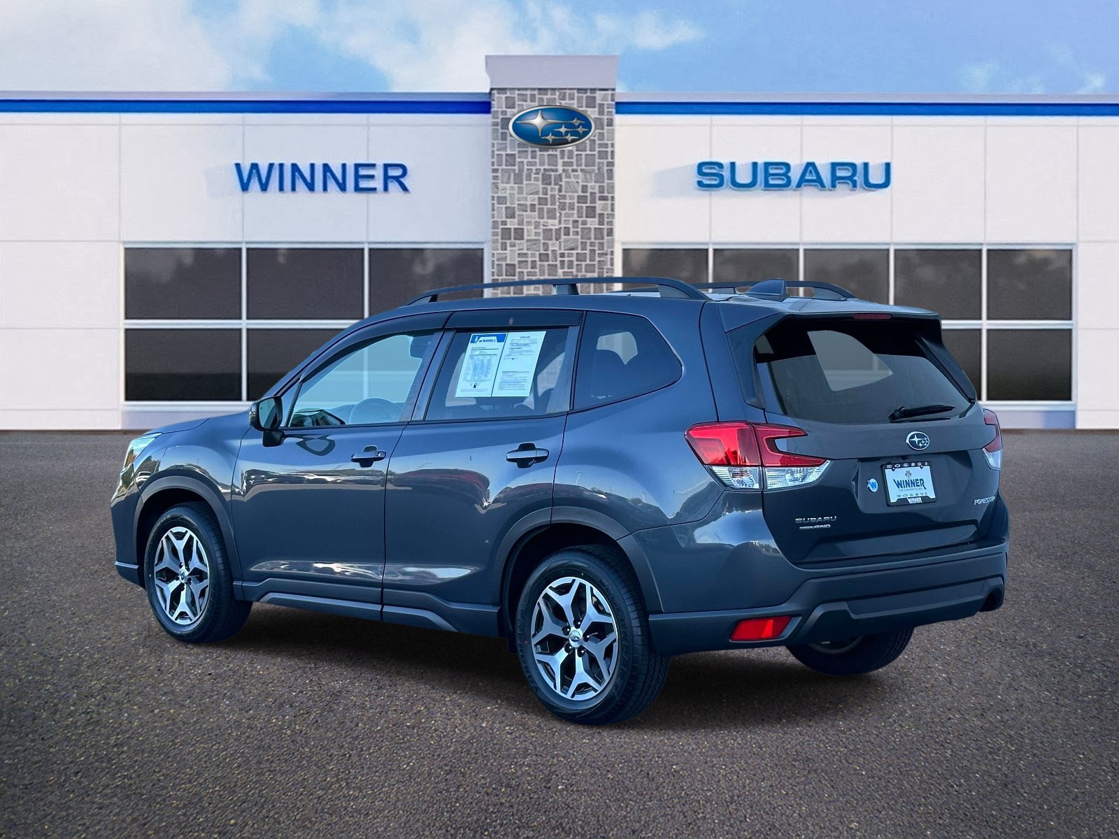Used 2021 Subaru Forester Premium AWD/4WD image 3
