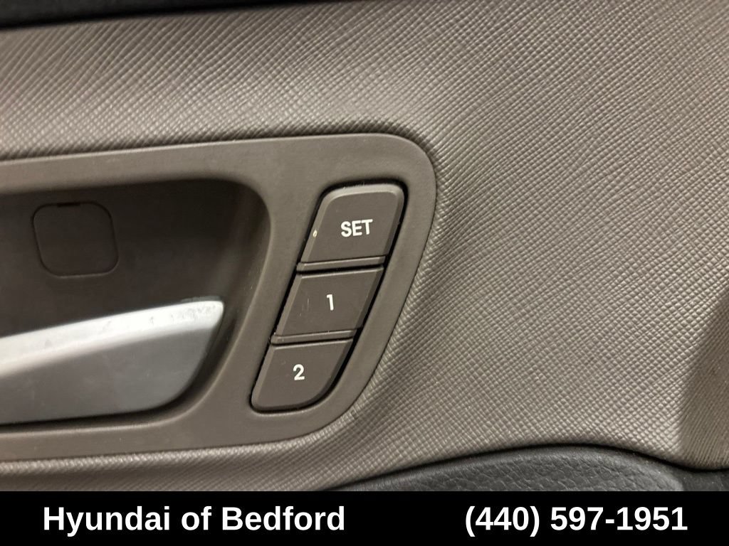 Used 2016 Hyundai Santa Fe Sport w/ Option Group 04 FWD image 11