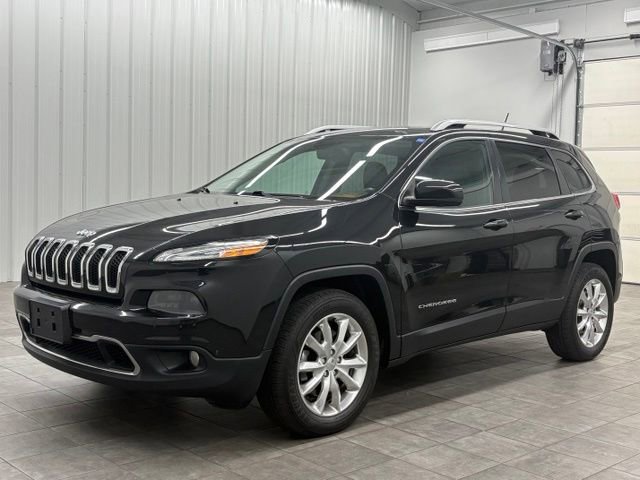 Used 2015 Jeep Cherokee Limited w/ Trailer Tow Group AWD/4WD image 5