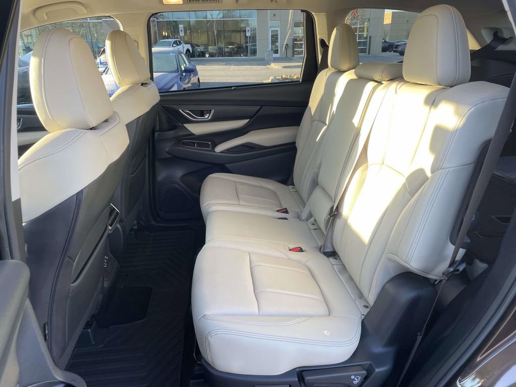 Used 2019 Subaru Ascent Limited image 3