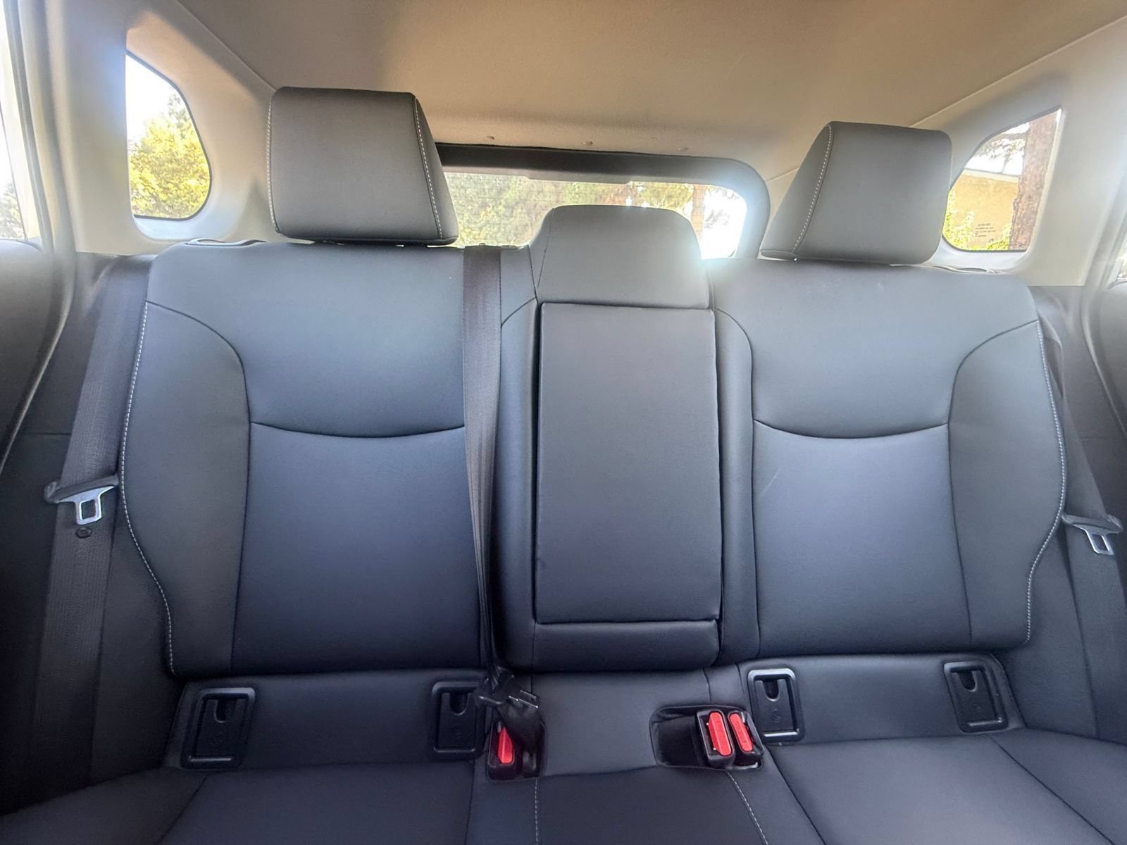 Used 2026 Toyota Corolla Cross XLE FWD image 34