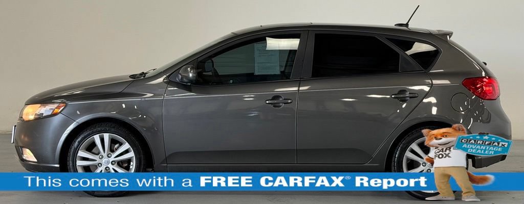 Used 2013 Kia Forte SX w/ Leather Pkg FWD image 2