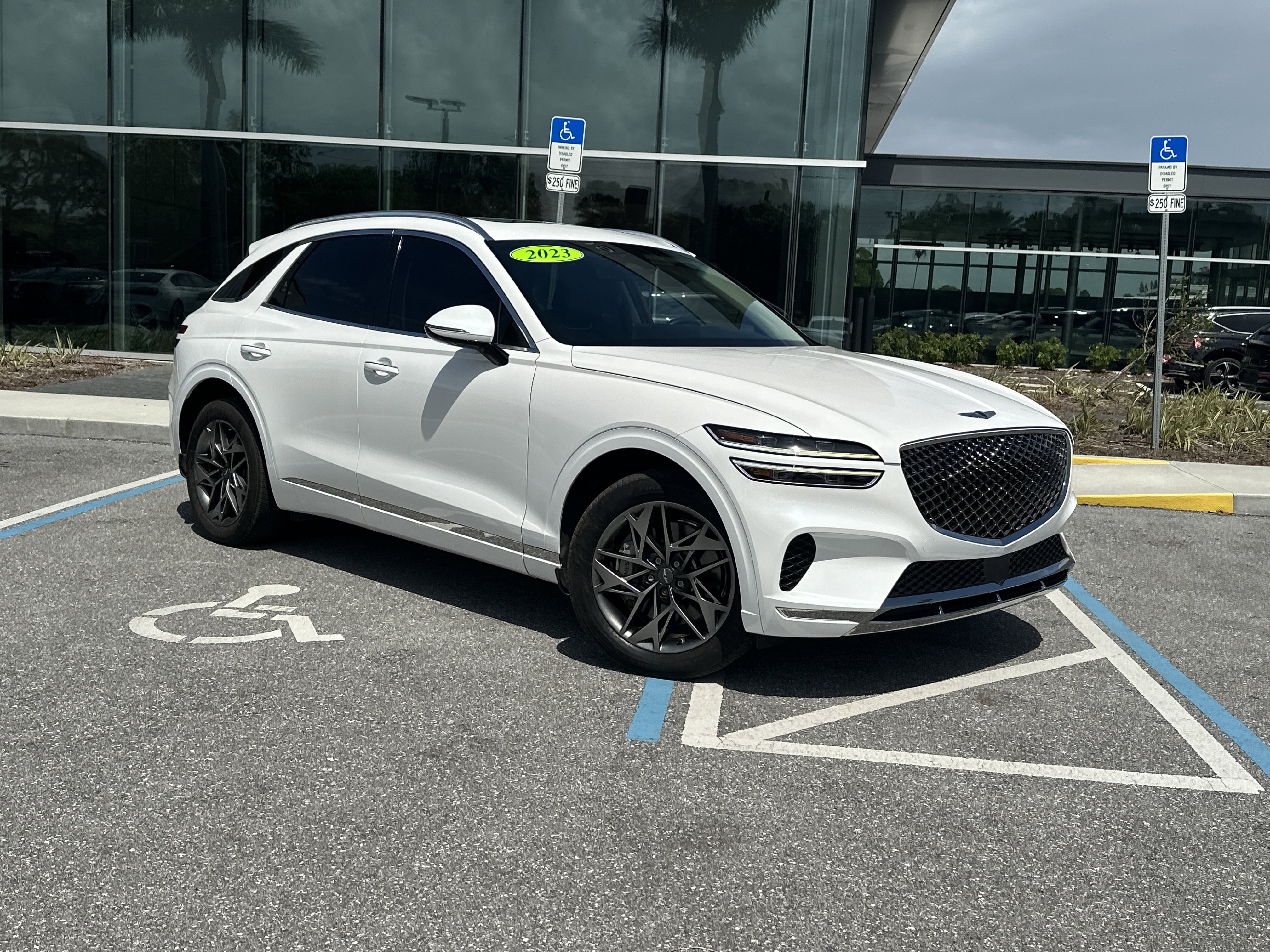 Certified 2023 Genesis GV70 2.5T w/ Select Package image 2