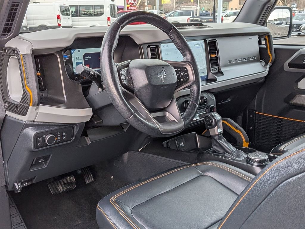 Used 2022 Ford Bronco Badlands image 10
