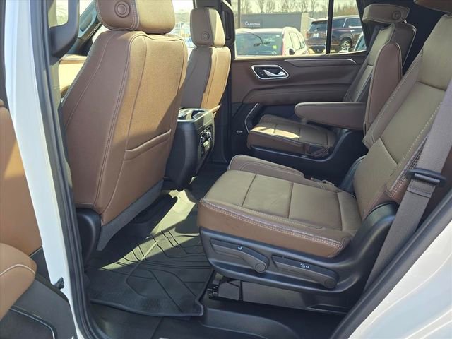 Used 2024 Chevrolet Tahoe High Country w/ Premium Package 2 image 9