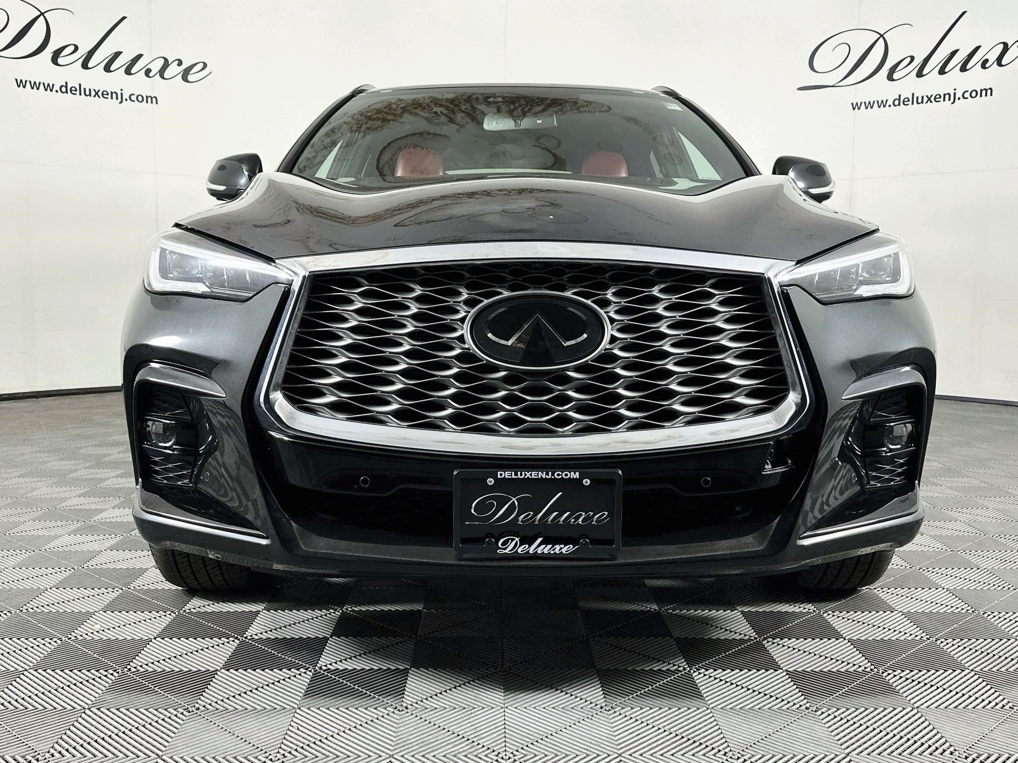 Used 2023 INFINITI QX55 Sensory w/ Lighting Package AWD/4WD image 2