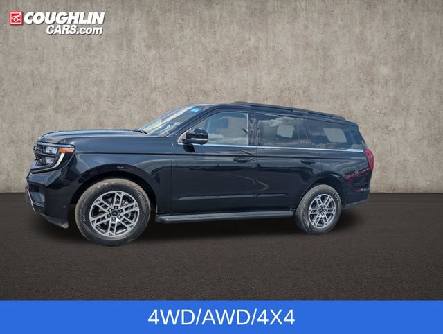 Used 2025 Ford Expedition Active AWD/4WD image 5