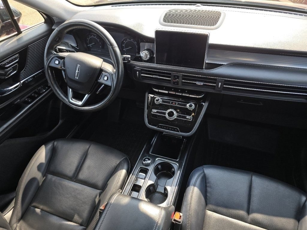 Used 2021 Lincoln Corsair AWD image 25