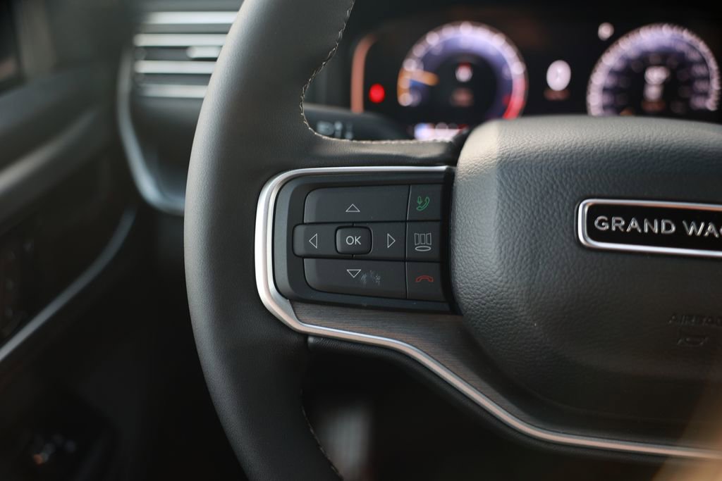 New 2026 Jeep Grand Wagoneer L 2WD image 19