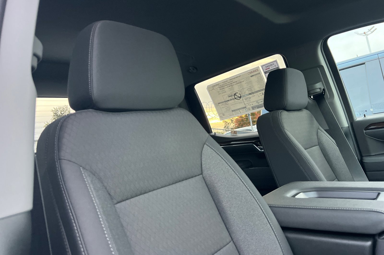 New 2026 GMC Sierra 1500 Elevation image 15