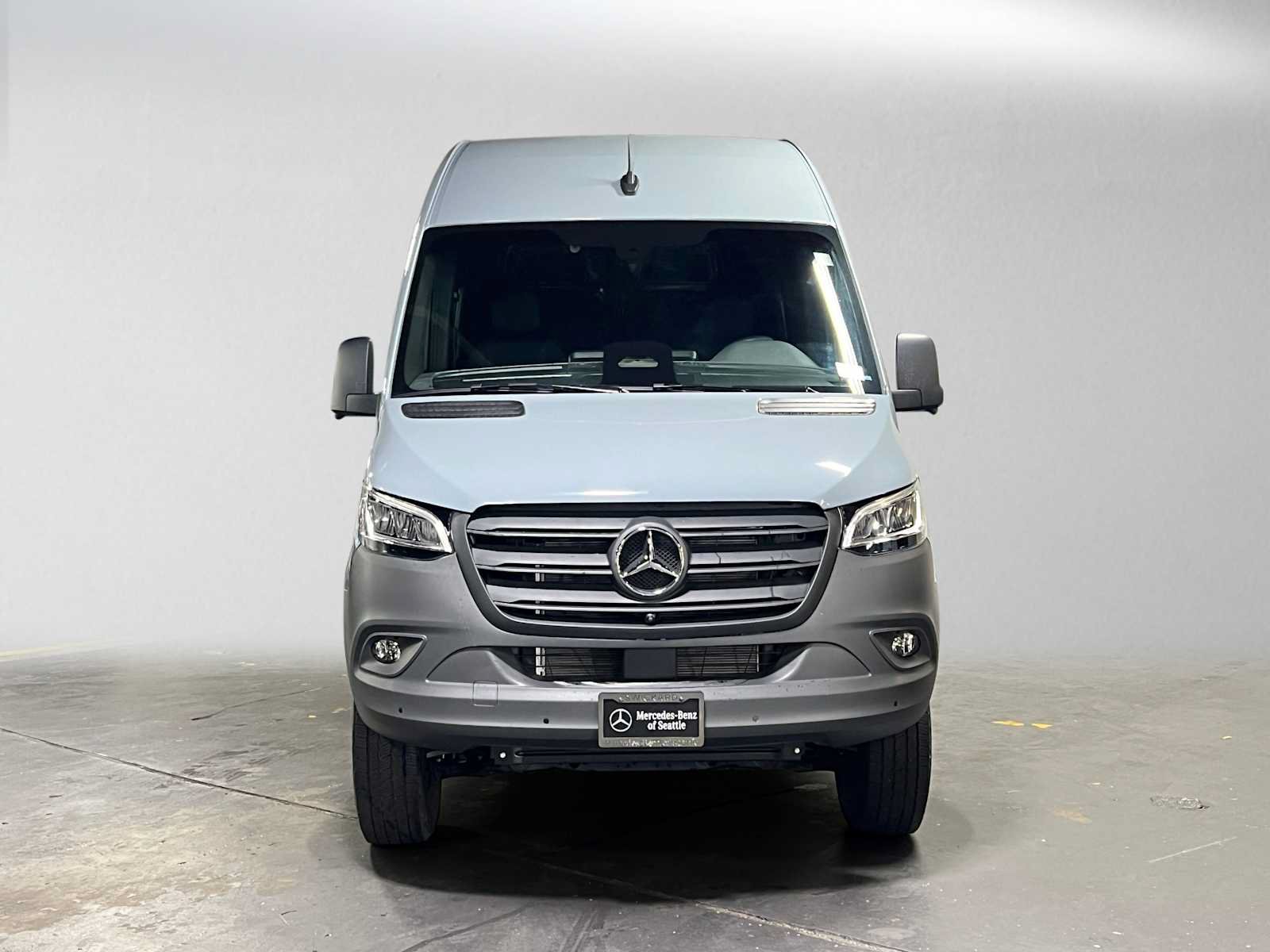 Used 2026 Mercedes-Benz Sprinter 2500 image 8
