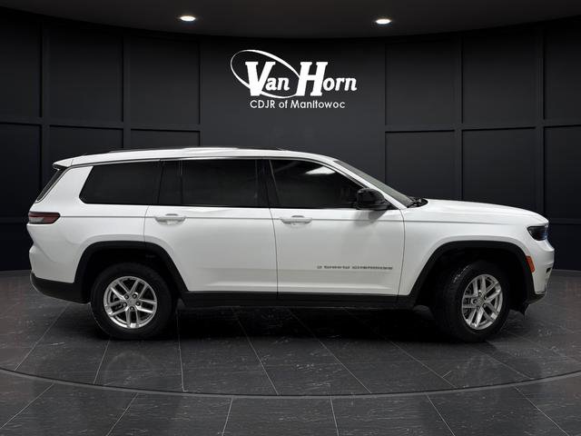 Used 2023 Jeep Grand Cherokee L Laredo image 2