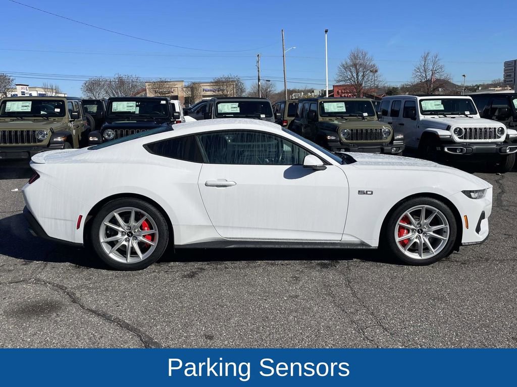 Used 2024 Ford Mustang GT Premium image 9