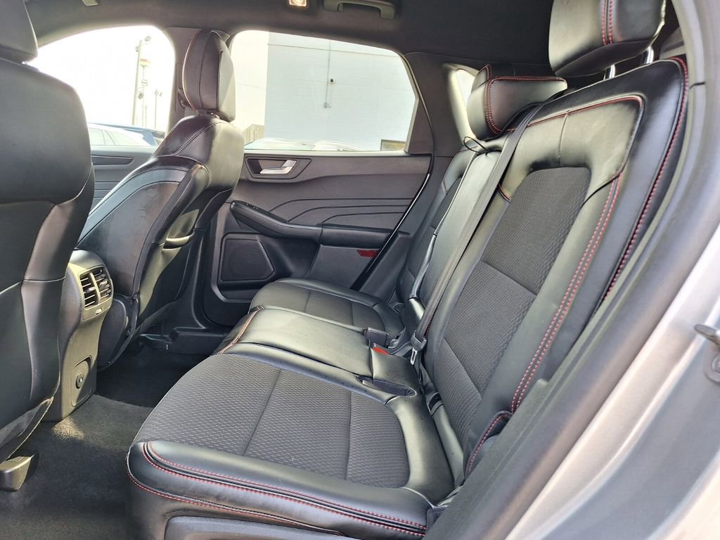 Used 2024 Ford Escape ST-Line image 10