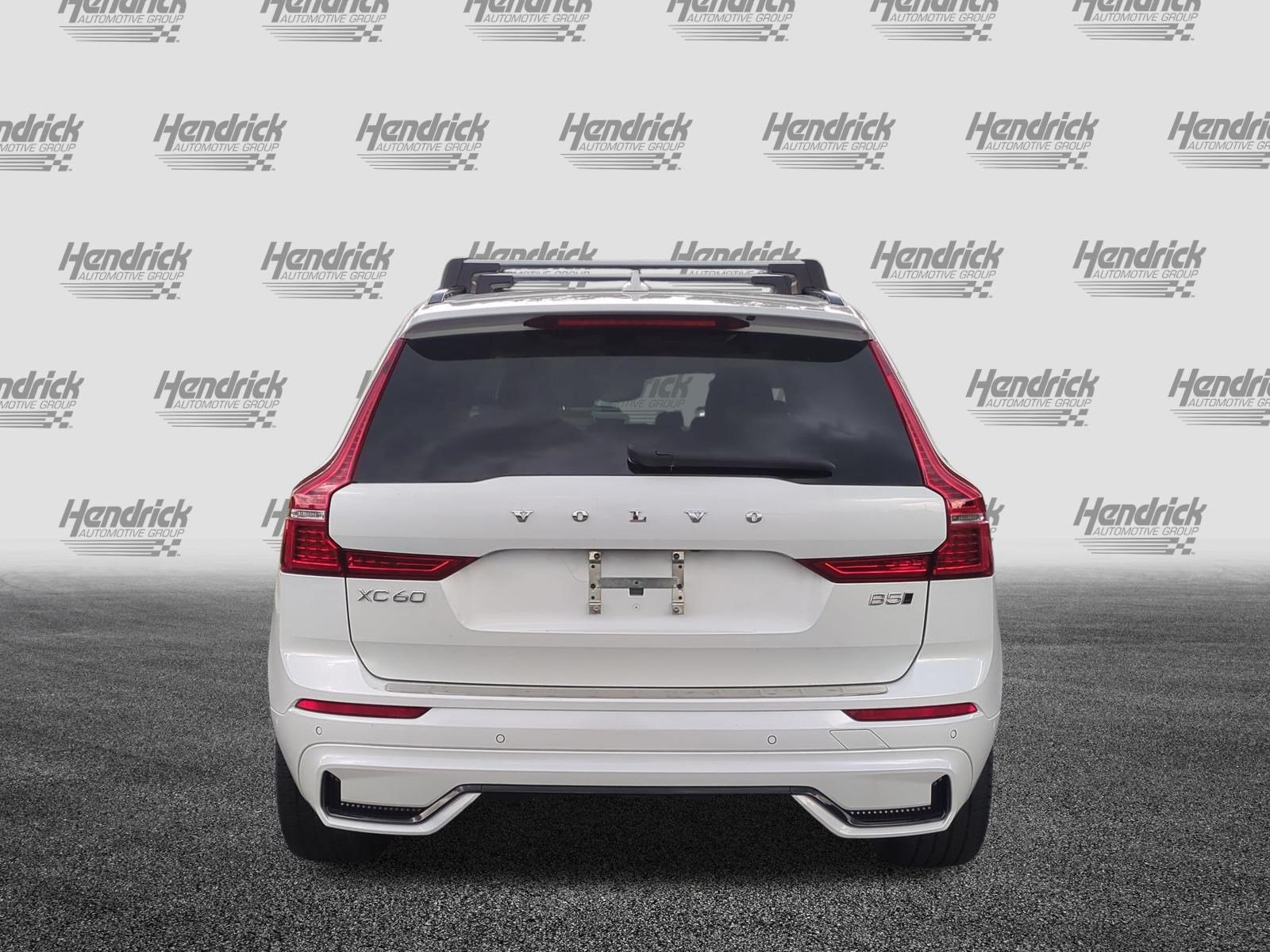 Used 2023 Volvo XC60 B5 Ultimate w/ Climate Package AWD/4WD image 9