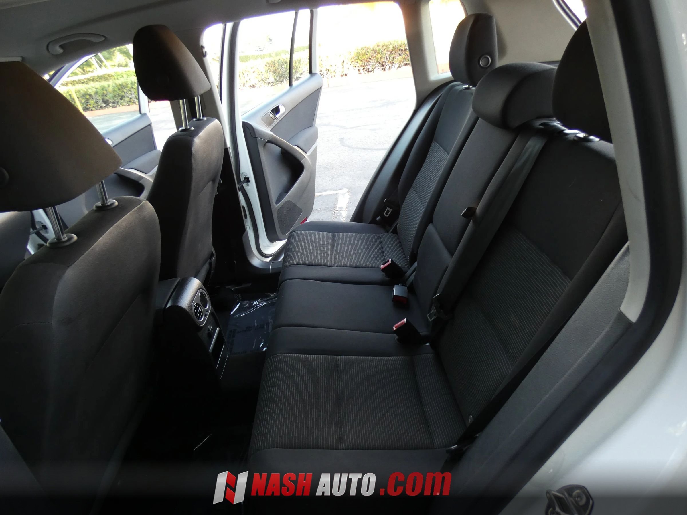 Used 2017 Volkswagen Tiguan S FWD image 37