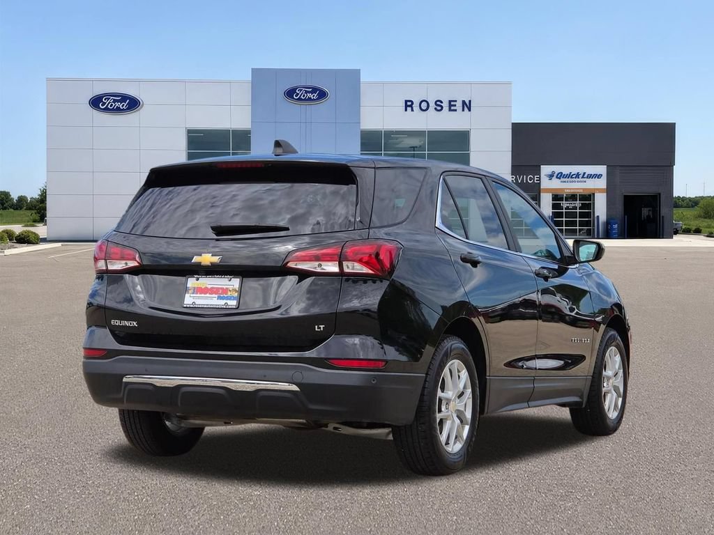 Used 2024 Chevrolet Equinox LT FWD image 3