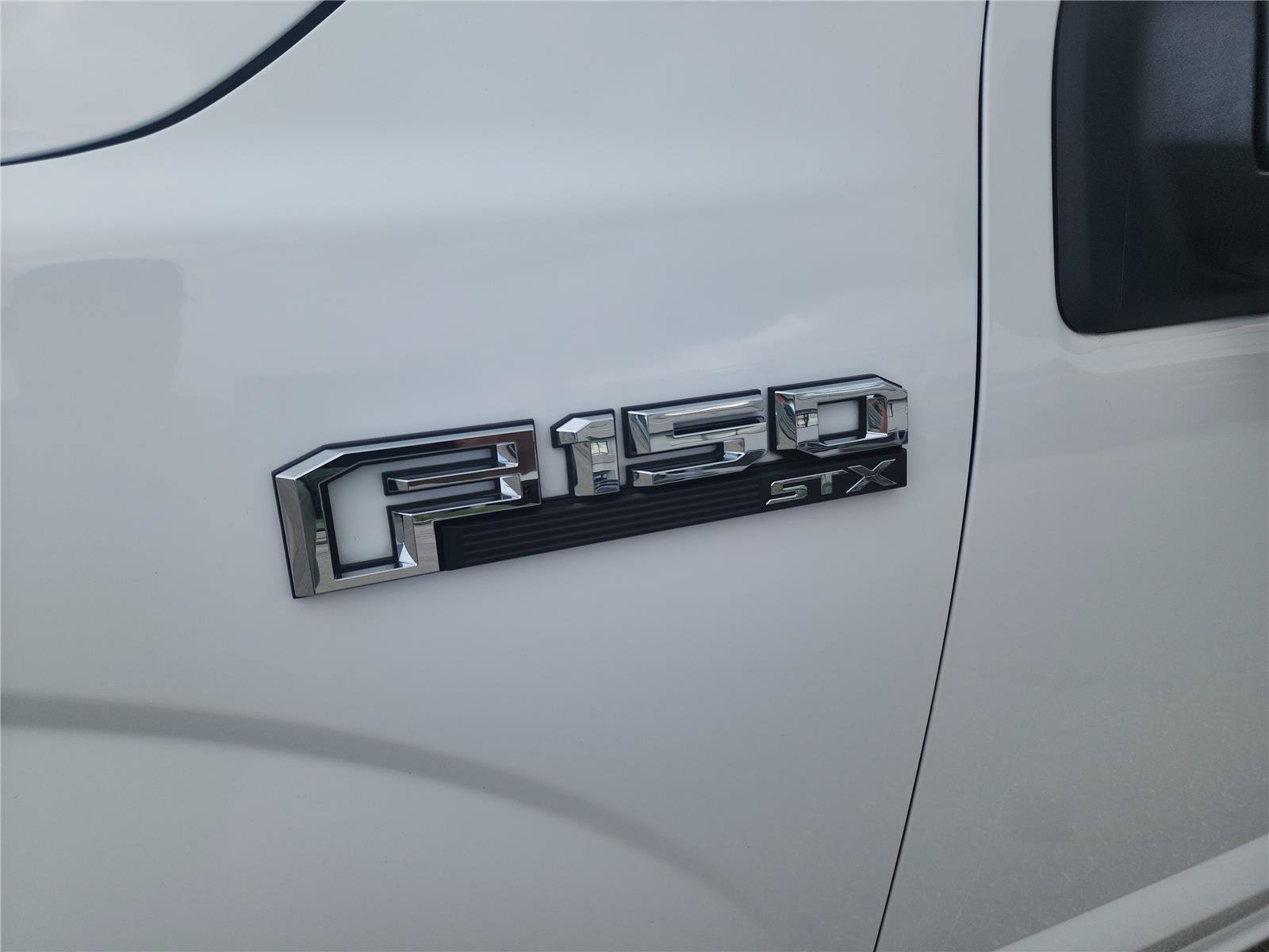 Certified 2019 Ford F150 XL w/ Equipment Group 101A Mid RWD image 10