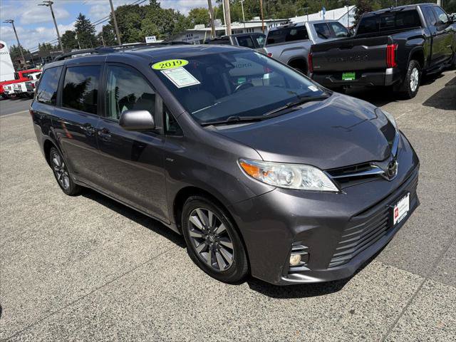 Certified 2019 Toyota Sienna XLE w/ XLE Navigation Package AWD/4WD image 7