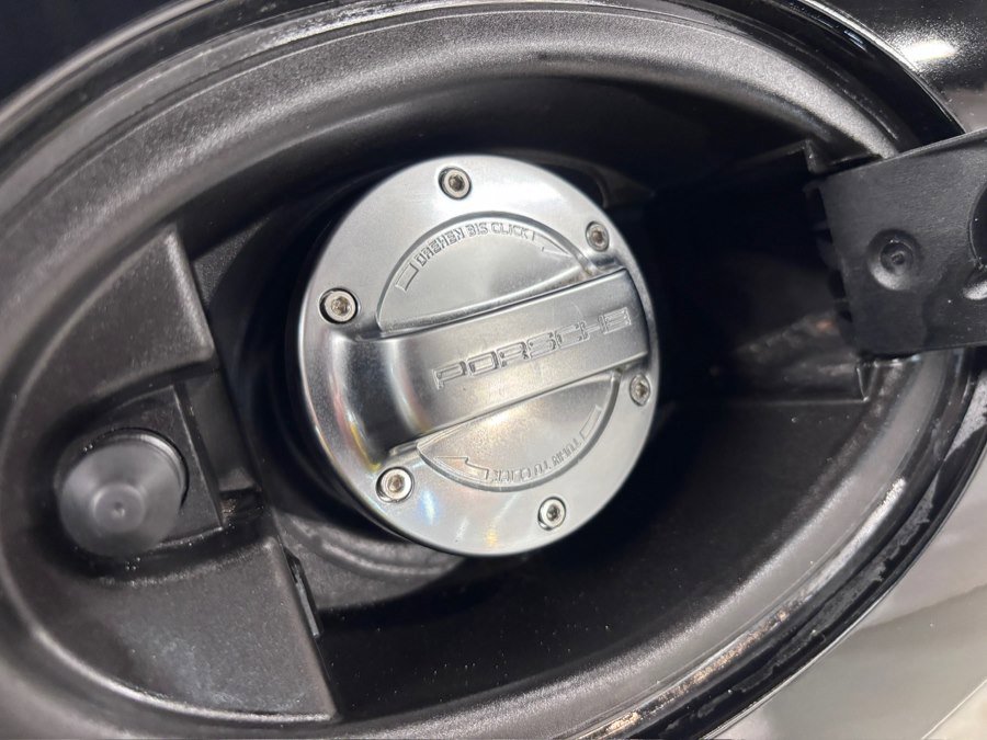 Used 2012 Porsche 911 Carrera S image 34