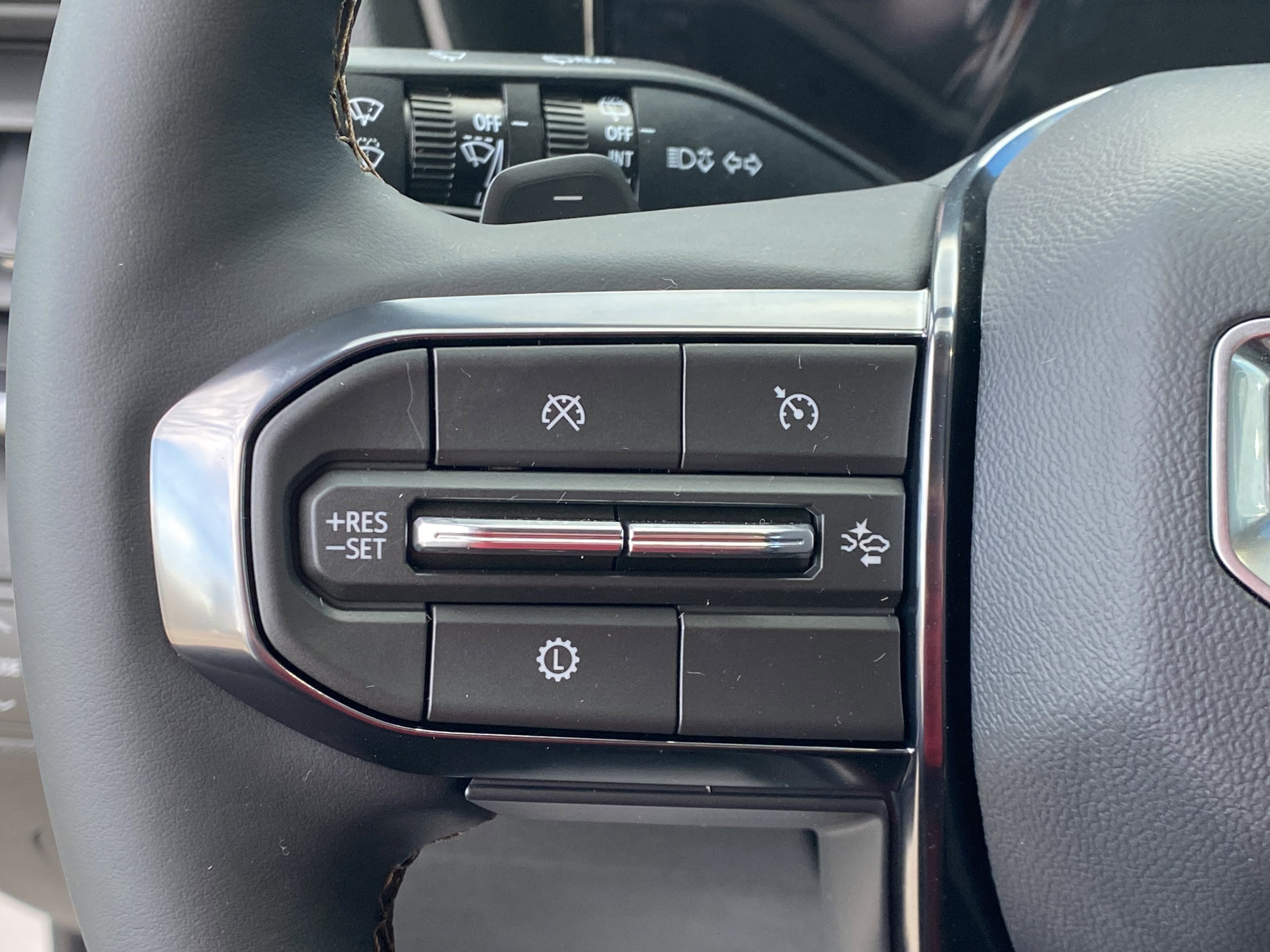 New 2026 GMC Terrain AT4 w/ Convenience Package III image 6