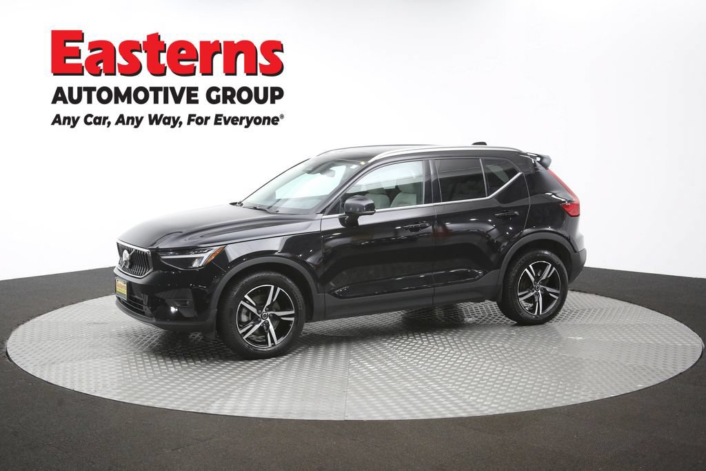 Used 2023 Volvo XC40 B5 Plus AWD/4WD image 58