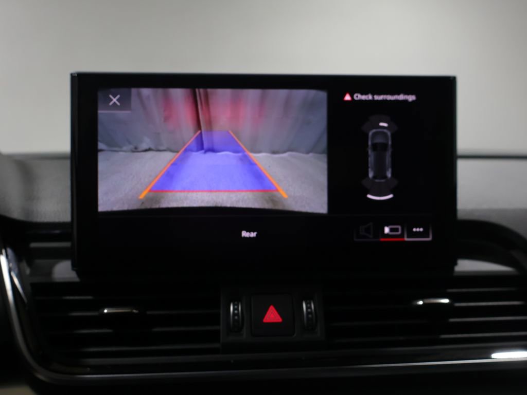 Used 2025 Audi Q5 2.0T Premium image 26