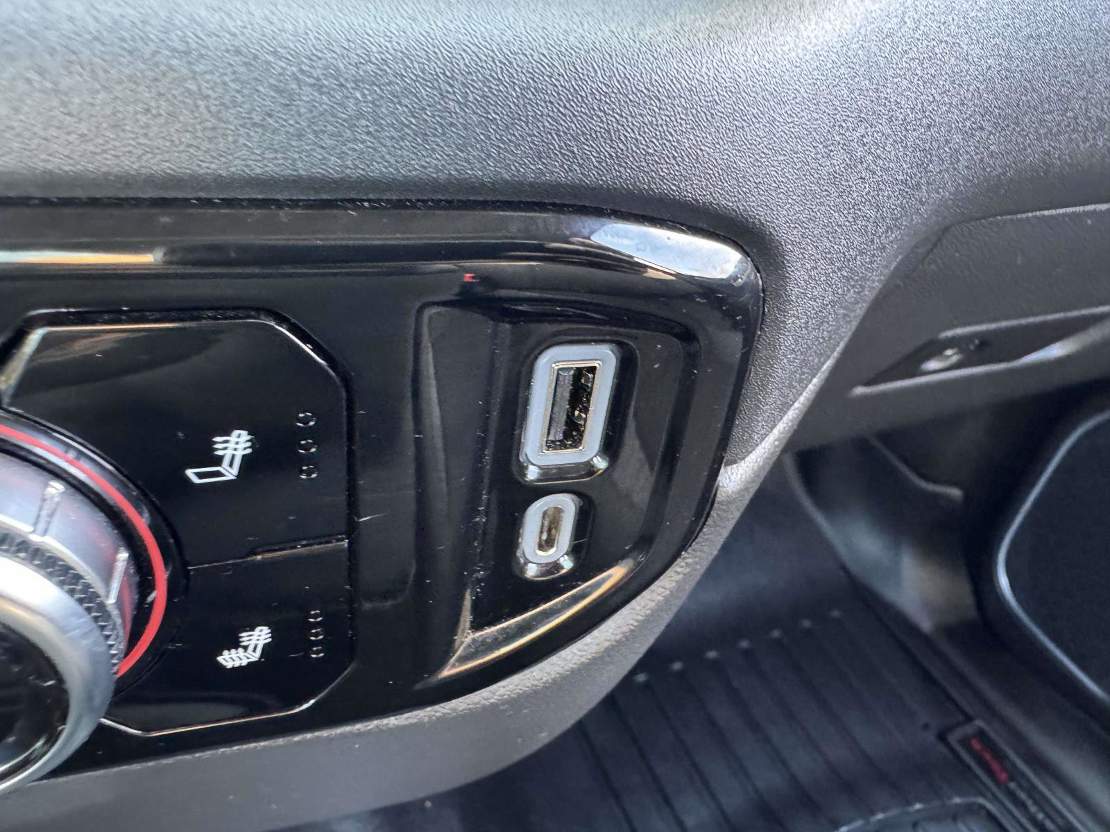 Used 2022 GMC Sierra 1500 Elevation AWD/4WD image 33