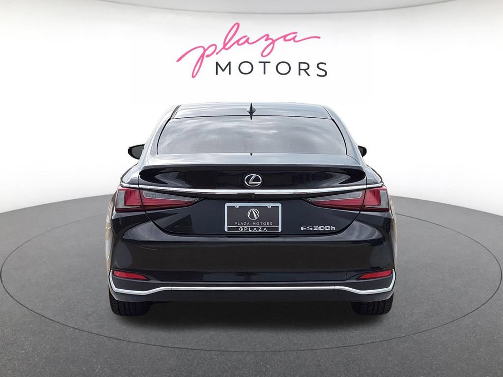 Used 2019 Lexus ES 300h Ultra Luxury FWD image 6