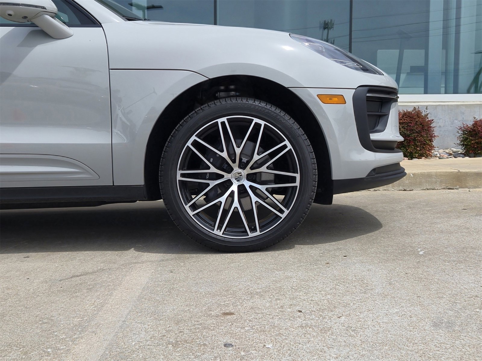 New 2025 Porsche Macan image 11