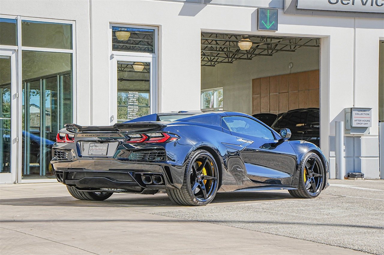 Used 2025 Chevrolet Corvette E-Ray w/ Battery Protection Package image 9