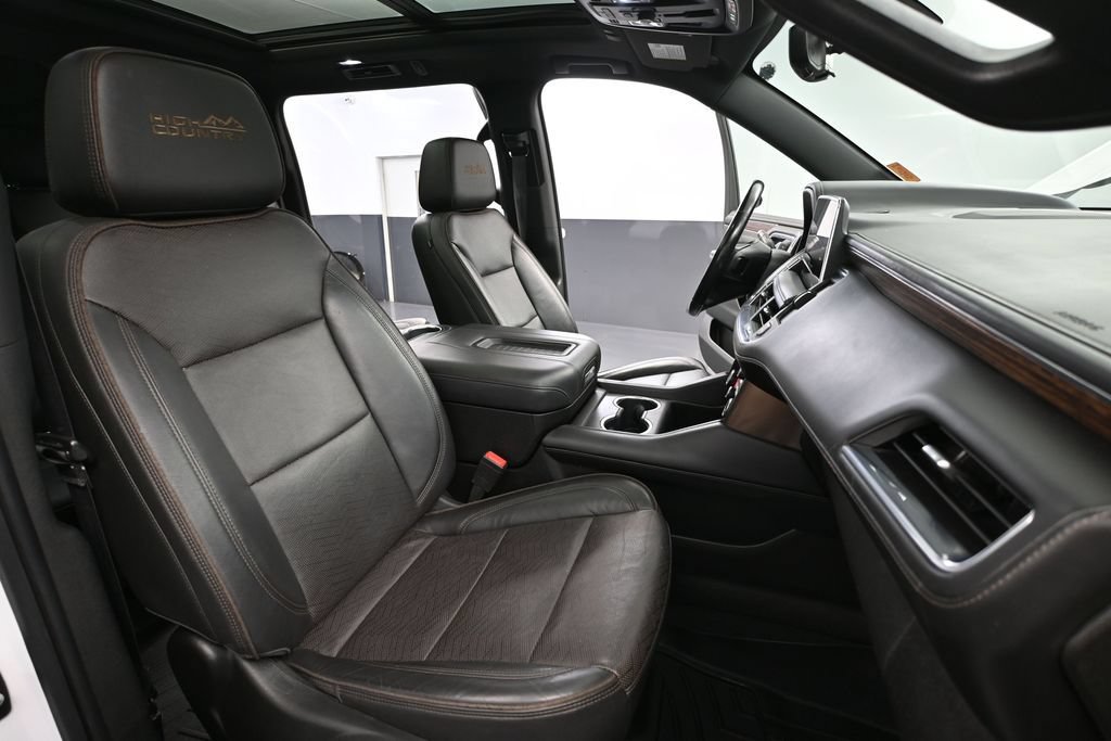 Used 2021 Chevrolet Suburban High Country AWD/4WD image 59