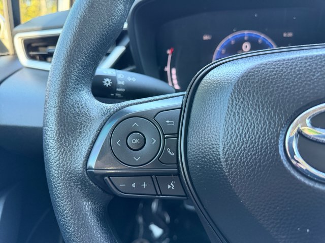 Used 2026 Toyota Corolla LE FWD image 30
