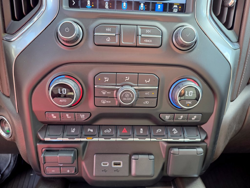 Certified 2021 Chevrolet Silverado 3500 LTZ w/ LTZ Premium Package AWD/4WD image 26