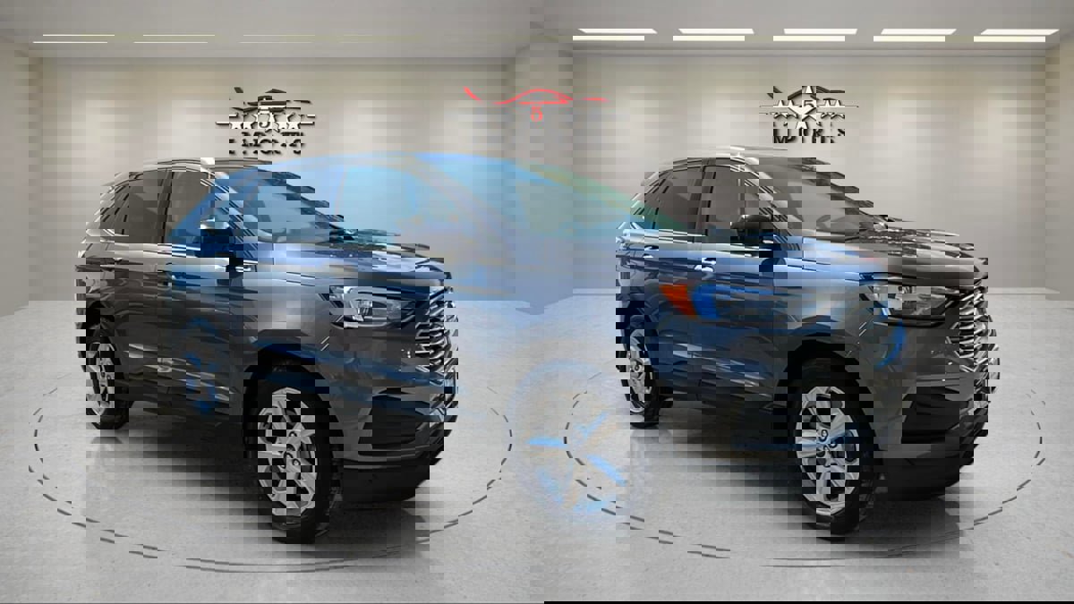 Used 2021 Ford Edge SE w/ Cargo Accessory Package image 7