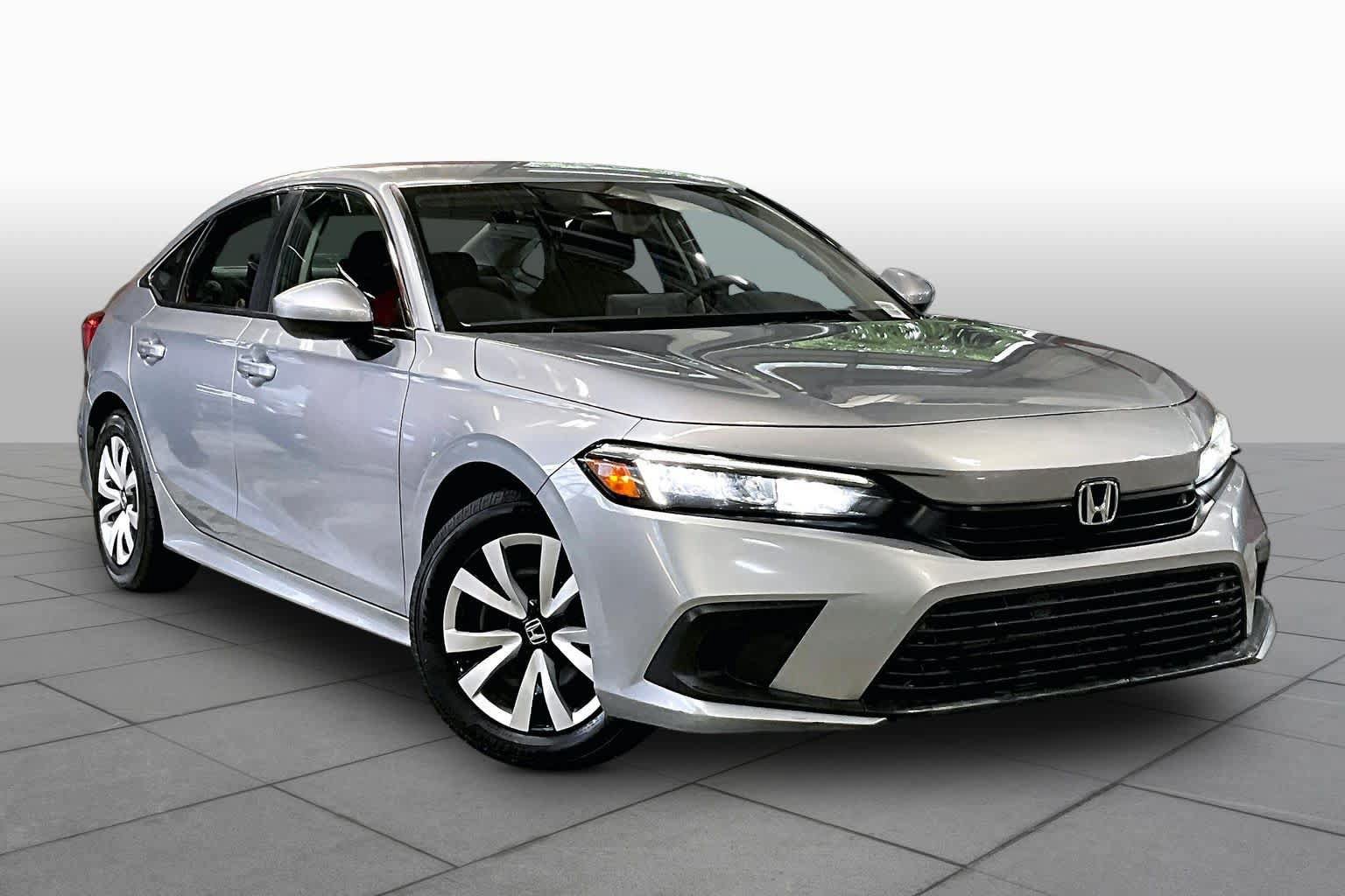 Used 2024 Honda Civic LX image 3