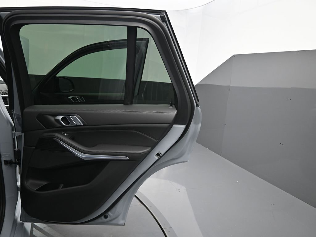 New 2026 BMW X5 xDrive50e AWD/4WD image 29