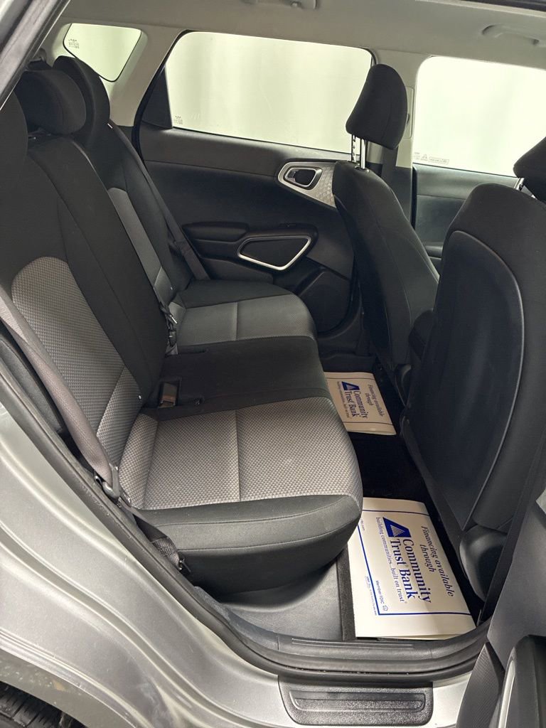 Used 2024 Kia Soul LX w/ Option Group 015 image 23