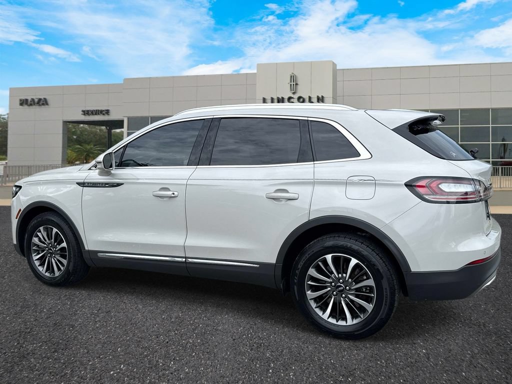 Certified 2023 Lincoln Nautilus Reserve AWD/4WD image 5